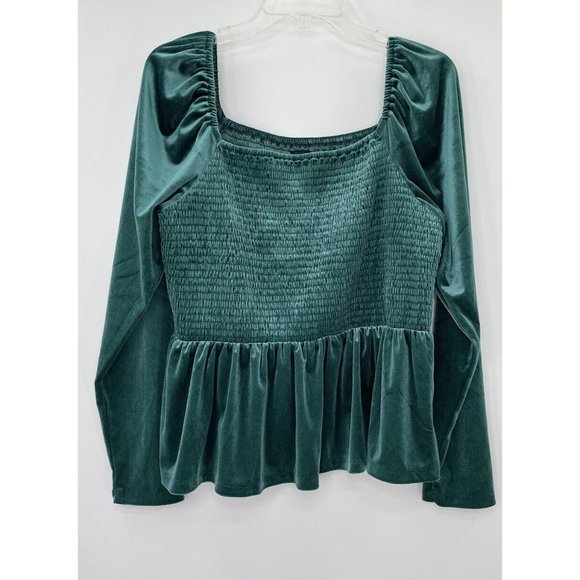 GAP Tops - NWT GAP Women’s Long Sleeve  Pine Green Velvet Smocked Peplum Top Size XL